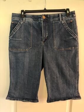 Wit & Wisdom by Democracy Jean Shorts Bermuda 16